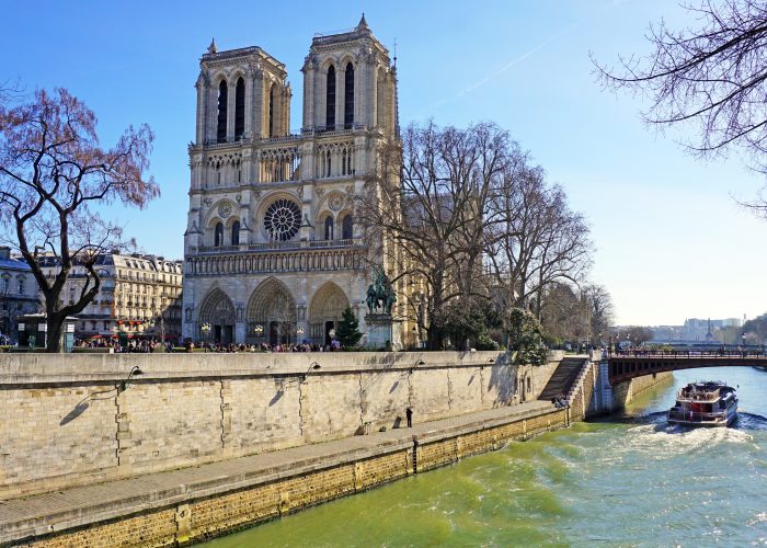 Paris & Rome: 6-Night Vacations from $729