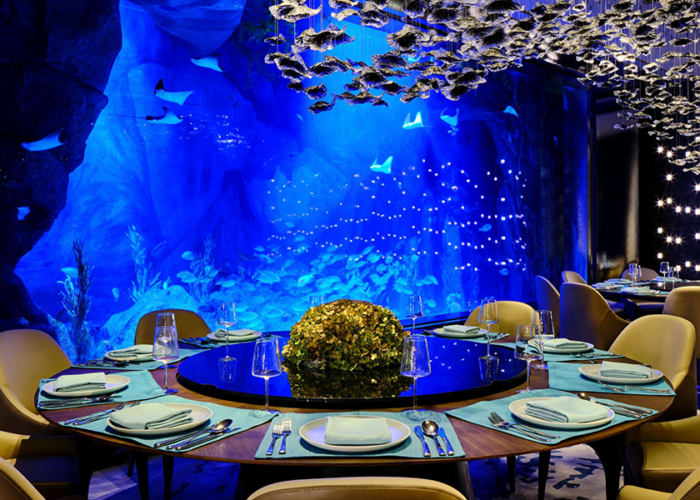 Underwater dining room at the InterContinental Hotels & Resorts